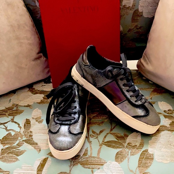 Valentino Garavani Shoes - $895 Valentino Garavani Rockstud Sneaker 37.5 New